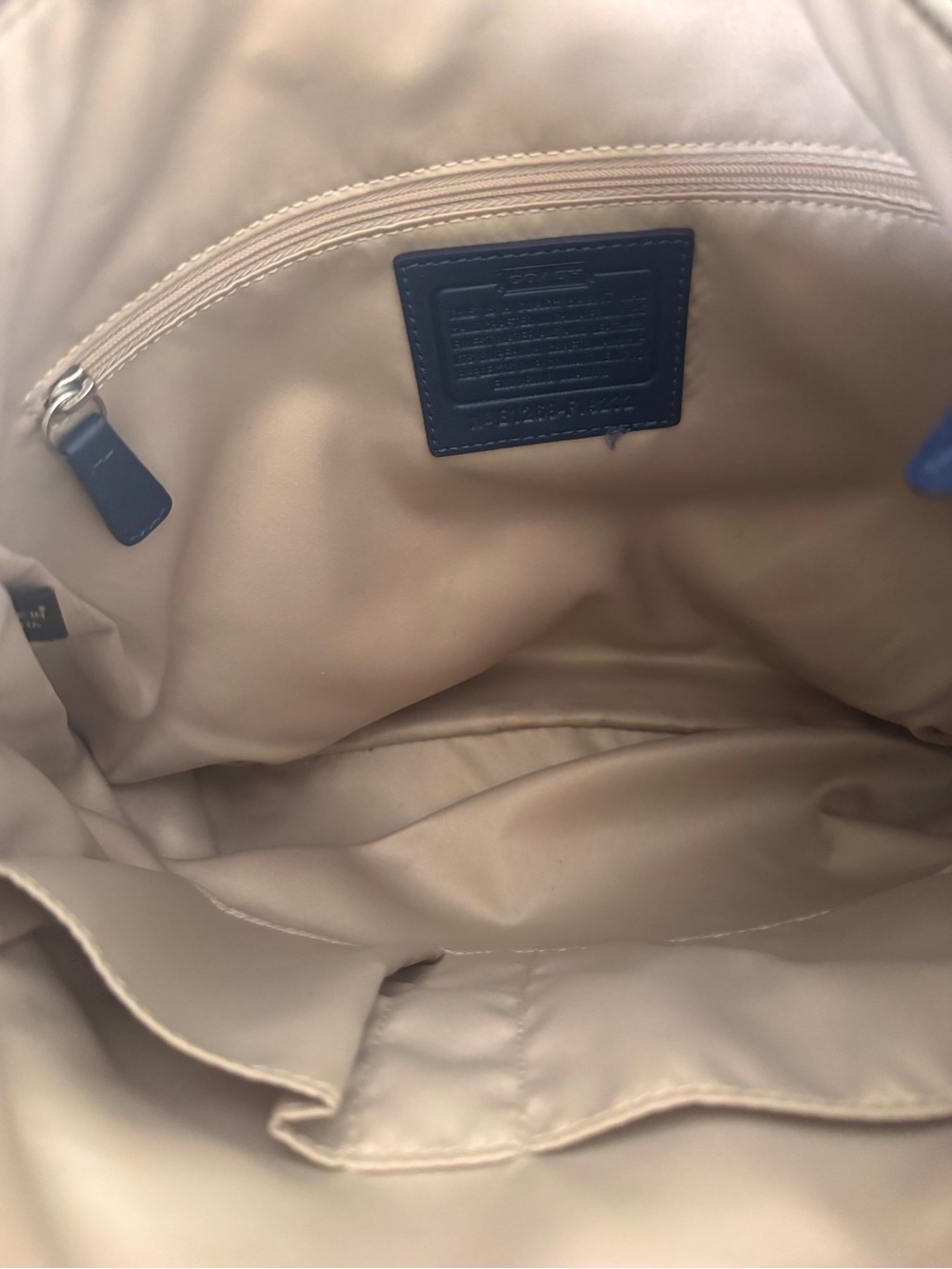 Coach F19232 Tan Signature Canvas Crossbody with Navy Trim - Picture 5 of 15
